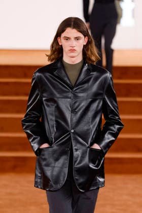 Jil Sander Fashion Show Ready to Wear Men Collection Fall Winter 2026 2027 at Milan Fashion Week MLFW , on February 25, 2026 Bestimage Runway Jil Sander Fashion Show Ready to Wear Men Collection Fall Winter 2026 2027 at Milan Fashion Week, on February 25, 2026 Milan Italy  Copyright: xAgencex xBestimagexAgencex xBestimagex