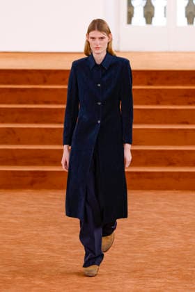 Jil Sander Fashion Show Ready to Wear Men Collection Fall Winter 2026 2027 at Milan Fashion Week MLFW , on February 25, 2026 Bestimage Runway Jil Sander Fashion Show Ready to Wear Men Collection Fall Winter 2026 2027 at Milan Fashion Week, on February 25, 2026 Milan Italy  Copyright: xAgencex xBestimagexAgencex xBestimagex