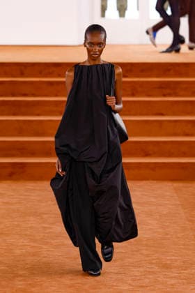 Jil Sander Fashion Show Ready to Wear Men Collection Fall Winter 2026 2027 at Milan Fashion Week MLFW , on February 25, 2026 Bestimage Runway Jil Sander Fashion Show Ready to Wear Men Collection Fall Winter 2026 2027 at Milan Fashion Week, on February 25, 2026 Milan Italy  Copyright: xAgencex xBestimagexAgencex xBestimagex