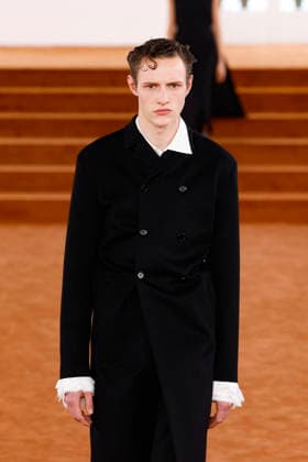 Jil Sander Fashion Show Ready to Wear Men Collection Fall Winter 2026 2027 at Milan Fashion Week MLFW , on February 25, 2026 Bestimage Runway Jil Sander Fashion Show Ready to Wear Men Collection Fall Winter 2026 2027 at Milan Fashion Week, on February 25, 2026 Milan Italy  Copyright: xAgencex xBestimagexAgencex xBestimagex