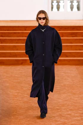 Jil Sander Fashion Show Ready to Wear Men Collection Fall Winter 2026 2027 at Milan Fashion Week MLFW , on February 25, 2026 Bestimage Runway Jil Sander Fashion Show Ready to Wear Men Collection Fall Winter 2026 2027 at Milan Fashion Week, on February 25, 2026 Milan Italy  Copyright: xAgencex xBestimagexAgencex xBestimagex
