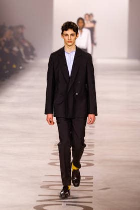Fendi Fashion Show Ready to Wear Men Collection Fall Winter 2026 2027 at Milan Fashion Week MLFW , on February 25, 2026 Bestimage Runway Fendi Fashion Show Ready to Wear Men Collection Fall Winter 2026 2027 at Milan Fashion Week, on February 25, 2026 Milan Italy  Copyright: xAgencex xBestimagexAgencex xBestimagex