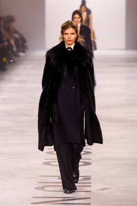 Fendi Fashion Show Ready to Wear Men Collection Fall Winter 2026 2027 at Milan Fashion Week MLFW , on February 25, 2026 Bestimage Runway Fendi Fashion Show Ready to Wear Men Collection Fall Winter 2026 2027 at Milan Fashion Week, on February 25, 2026 Milan Italy  Copyright: xAgencex xBestimagexAgencex xBestimagex