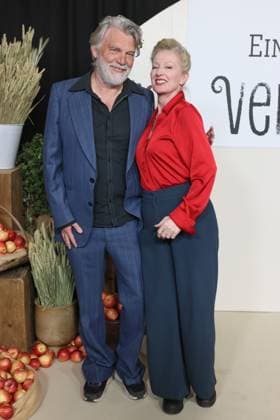 Premiere Ein Hof zum Verlieben Volker Meyer Drabisch, Katharina Hoffmann Premiere of the new SAT 1 daily Ein Hof zum Verlieben at Zoo Palast Berlin Date 25 02 2026 Copyright: xEventpress Kratschx