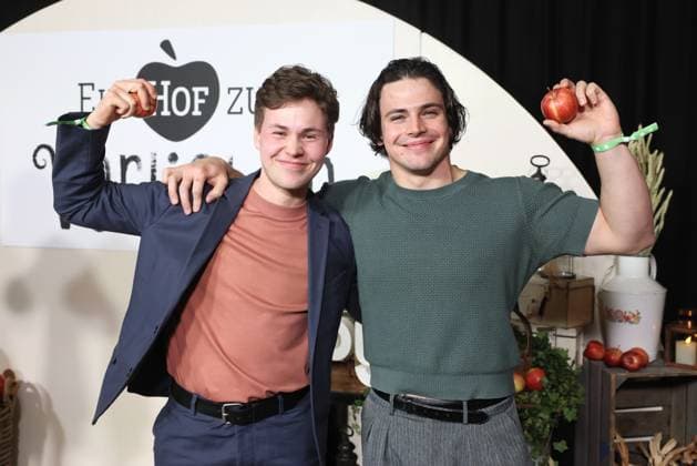 Premiere Ein Hof zum Verlieben Michael Ben Seidel, Nikolaus Lessky Premiere of the new SAT 1 daily Ein Hof zum Verlieben at Zoo Palast Berlin Date 25 02 2026 Copyright: xEventpress Kratschx