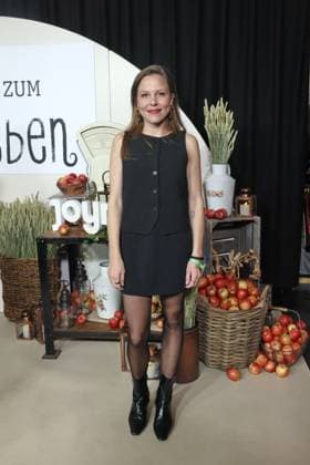Premiere Ein Hof zum Verlieben Franziska van der Heide Premiere of the new SAT 1 daily Ein Hof zum Verlieben at Zoo Palast Berlin Date 25 02 2026 Copyright: xEventpress Kratschx
