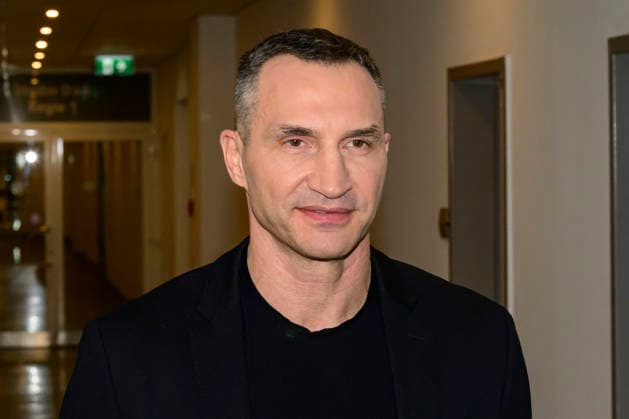 GER, Berlin, studio, guest on maischberger, political talk show, TV, format, with host Sandra Maischberger, Das Erste, from Adlershof at Studio 20, pictured from left Wladimir Vladimirovich Klitschko, former Ukrainian boxer and multiple world heavyweight champion, is the younger brother of Vitali Klitschko February 25, 2026, Copyright: HMBxMedia UwexKoch