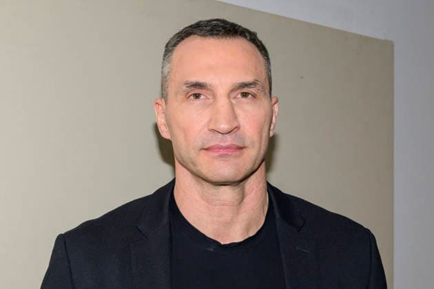 GER, Berlin, studio, guest on maischberger, political talk show, TV, format, with host Sandra Maischberger, Das Erste, from Adlershof at Studio 20, pictured from left Wladimir Vladimirovich Klitschko, former Ukrainian boxer and multiple world heavyweight champion, is the younger brother of Vitali Klitschko February 25, 2026, Copyright: HMBxMedia UwexKoch