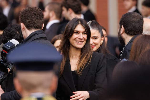News - Fendi - Celebrity arrivals - Milan Fashion Week - Womenswear Fall Winter 2026 2027 A guest is seen leaving the Fendi fashion show during the Milan Fashion Week - Womenswear Fall Winter 2026 2027 on February 25, 2026 in Milan, Italy. Photo: Cinzia Camela. Milan Via Solari, 35 Italy Copyright: xCinziaxCamelax xLiveMediax LPN_2316306