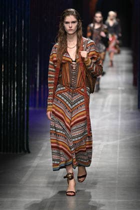 Milan, Milan Women s Fashion Week Fall Winter 2026 27 - Women s Fashion, Fall Winter 2026 27 - Etro fashion show - catwalk in the photo: model  Copyright: xSimonaxChiocciax xipa-agency.netx xFotosickix IPA_Agency_IPA72031920