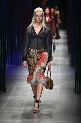 Milan, Milan Women s Fashion Week Fall Winter 2026 27 - Women s Fashion, Fall Winter 2026 27 - Etro fashion show - catwalk in the photo: model  Copyright: xSimonaxChiocciax xipa-agency.netx xFotosickix IPA_Agency_IPA72031923