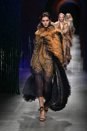 Milan, Milan Women s Fashion Week Fall Winter 2026 27 - Women s Fashion, Fall Winter 2026 27 - Etro fashion show - catwalk in the photo: model  Copyright: xSimonaxChiocciax xipa-agency.netx xFotosickix IPA_Agency_IPA72031912