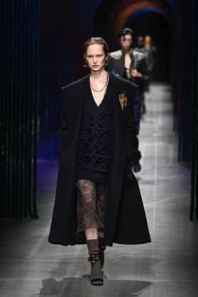 Milan, Milan Women s Fashion Week Fall Winter 2026 27 - Women s Fashion, Fall Winter 2026 27 - Etro fashion show - catwalk in the photo: model  Copyright: xSimonaxChiocciax xipa-agency.netx xFotosickix IPA_Agency_IPA72031895