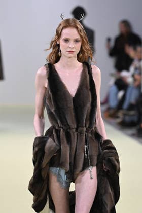 Milan, Milan Women s Fashion Week Fall Winter 2026 27 - Women s Fashion, Fall Winter 2026 27 - Vivetta fashion show - catwalk in the photo: model  Copyright: xSimonaxChiocciax xipa-agency.netx xFotosickix IPA_Agency_IPA72032726