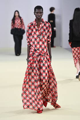 Milan, Milan Women s Fashion Week Fall Winter 2026 27 - Women s Fashion, Fall Winter 2026 27 - Vivetta fashion show - catwalk in the photo: model  Copyright: xSimonaxChiocciax xipa-agency.netx xFotosickix IPA_Agency_IPA72032717