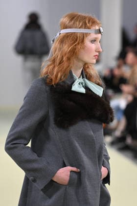 Milan, Milan Women s Fashion Week Fall Winter 2026 27 - Women s Fashion, Fall Winter 2026 27 - Vivetta fashion show - catwalk in the photo: model  Copyright: xSimonaxChiocciax xipa-agency.netx xFotosickix IPA_Agency_IPA72032742