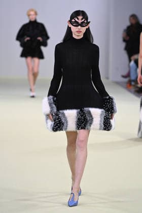 Milan, Milan Women s Fashion Week Fall Winter 2026 27 - Women s Fashion, Fall Winter 2026 27 - Vivetta fashion show - catwalk in the photo: model  Copyright: xSimonaxChiocciax xipa-agency.netx xFotosickix IPA_Agency_IPA72032814