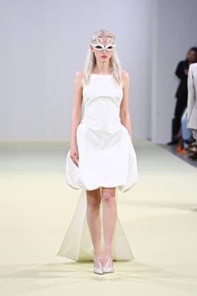 Milan, Milan Women s Fashion Week Fall Winter 2026 27 - Women s Fashion, Fall Winter 2026 27 - Vivetta fashion show - catwalk in the photo: model  Copyright: xSimonaxChiocciax xipa-agency.netx xFotosickix IPA_Agency_IPA72032838