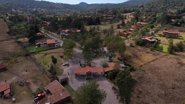 Life in Tapalpa after military operation that killed cartel leader El Mencho TAPALPA, MEXICO - FEBRUARY 25: An aerial view of the Tapalpa Country Club, following a military operation that killed cartel leader Nemesio Oseguera, El Mencho , in Tapalpa, Mexico on February 25, 2026. Stringer Anadolu Tapalpa Mexico. Editorial use only. Please get in touch for any other usage.  Copyright: x2026xAnadoluxStringerx