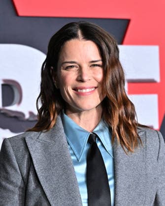 ˜Scream 7™ Global Premiere Neve Campbell arriving to the Scream 7 global premiere held at the Paramount Theatre on February 25, 2026 in Los Angeles, Ca. Los Angeles Paramount Theatre California USA Copyright: xLisaxOConnor xAFF-USA.COMx