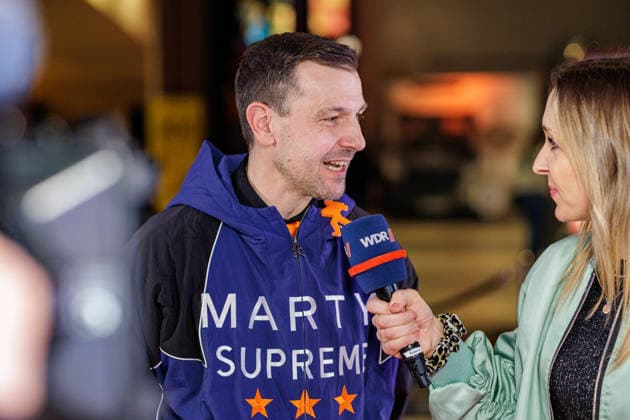 25 02 2026 Düsseldorf Borussia Düsseldorf invites you to an exclusive preview of Marty Supreme at CineStar Düsseldorf The blockbuster tells the inspiring story of table tennis legend Marty Reisman with TimothÃ e Chalamet in the leading role And its worth watching closely, because Timo Boll can also be s
