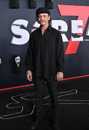 ˜Scream 7™ Global Premiere Ethan Embry arriving to the Scream 7 global premiere held at the Paramount Theatre on February 25, 2026 in Los Angeles, Ca. Los Angeles Paramount Theatre California USA Copyright: xLISAxOConnor xAFF-USA.COMx