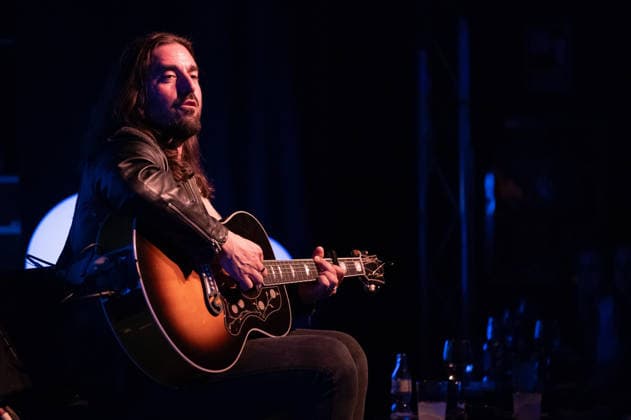 Andres Suarez Performs at the Circo Price - 25 Feb 2026 The singer Andres Suarez performs during his performance festival at the Circo Price on February 25, 2026, in Madrid, Spain Madrid Spain Copyright: xAtilanoxGarciax xSOPAxImagesx photos06562