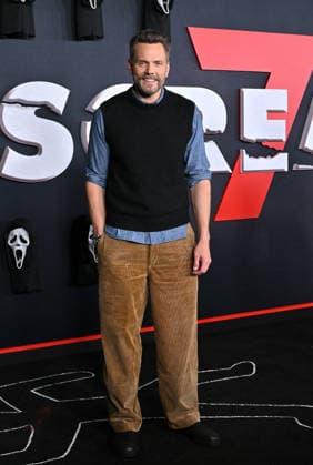 ˜Scream 7™ Global Premiere Joel McHale arriving to the Scream 7 global premiere held at the Paramount Theatre on February 25, 2026 in Los Angeles, Ca. Los Angeles Paramount Theatre California USA Copyright: xLISAxOConnor xAFF-USA.COMx