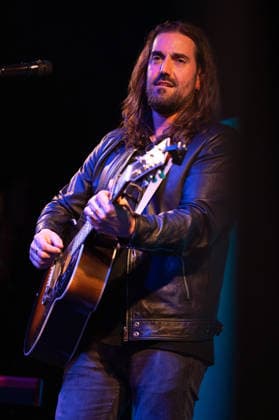 Andres Suarez Performs at the Circo Price - 25 Feb 2026 The singer Andres Suarez performs during his performance festival at the Circo Price on February 25, 2026, in Madrid, Spain Madrid Spain Copyright: xAtilanoxGarciax xSOPAxImagesx photos06586