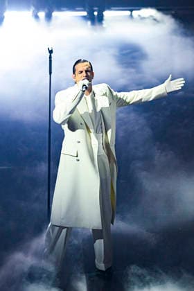 76th Italian Song Festival of Sanremo 2nd Evening Teatro Ariston - Sanremo, Italy Achille Lauro 76th Italian Song Festival of Sanremo 2nd Evening Teatro Ariston - Sanremo, Italy 25th February 2026 SGPItalia id 134399_035 Not Exclusive  Copyright: xAlfonsoxCatalano SGPx