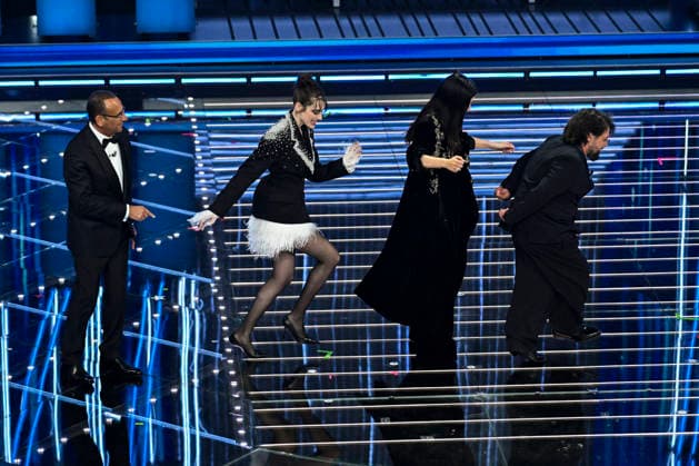 76th Italian Song Festival of Sanremo 2nd Evening Teatro Ariston - Sanremo, Italy Carlo Conti;Pilar Fogliati;Laura Pausini;LILLO Pasquale Petrolo 76th Italian Song Festival of Sanremo 2nd Evening Teatro Ariston - Sanremo, Italy 25th February 2026 SGPItalia id 134399_035 Not Exclusive  Copyright: xAlfonsoxCatalano SGPx