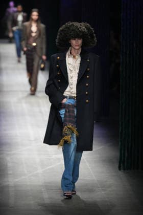 Mailand Fashion Week, Etro Modenschau #2 Milano Fashion Week - Women F W 26-27 Etro Fashion Show Catwalk Milan, Italy Milano Fashion Week - Women F W 26-27 Etro Fashion Show Catwalk Milan, Italy 25th February 2026 SGPItalia id 134530_002 * Not Exclusive  Copyright: xMarcoxErbax