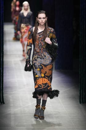 Mailand Fashion Week, Etro Modenschau #2 Milano Fashion Week - Women F W 26-27 Etro Fashion Show Catwalk Milan, Italy Milano Fashion Week - Women F W 26-27 Etro Fashion Show Catwalk Milan, Italy 25th February 2026 SGPItalia id 134530_002 * Not Exclusive  Copyright: xMarcoxErbax