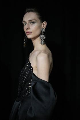 Entertainment Bilder des Tages #2 Mailand Fashion Week, Antonio Marras Modenschau #2 Milano Fashion Week - Women F W 26-27 Antonio Marras Men and Women Fashion Show Backstage Milan, Italy Milano Fashion Week - Women F W 26-27 Antonio Marras Men and Women Fashion Show Backstage Milan, Italy 25th February 2026 SGPItalia id 134527_002 * Not Exclusive  Copyright: xMarcoxErbax