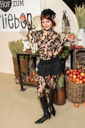 abb Carlotta Truman at the premiere of the new SAT 1 daily TV series Ein Hof zum Verlieben at the cinema Zoopalast on Wednesday 25 02 2026 in Berlin Berlin Germany