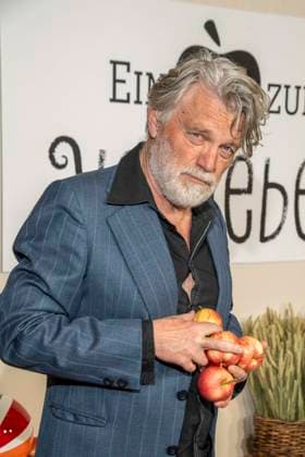abb Volker Meyer Drabisch at the premiere of the new SAT 1 daily TV series Ein Hof zum Verlieben at the Zoopalast cinema on Wednesday 25 02 2026 in Berlin Berlin Germany