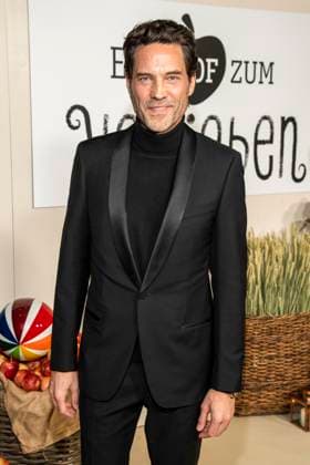 abb Stephan Kaefer at the premiere of the new SAT 1 daily TV series Ein Hof zum Verlieben at the Zoopalast cinema on Wednesday 25 02 2026 in Berlin Berlin Germany
