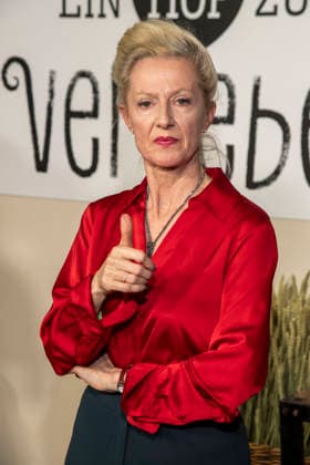 abb Katharina Hoffmann at the premiere of the new SAT 1 daily TV series Ein Hof zum Verlieben at the cinema Zoopalast on Wednesday 25 02 2026 in Berlin Berlin Germany