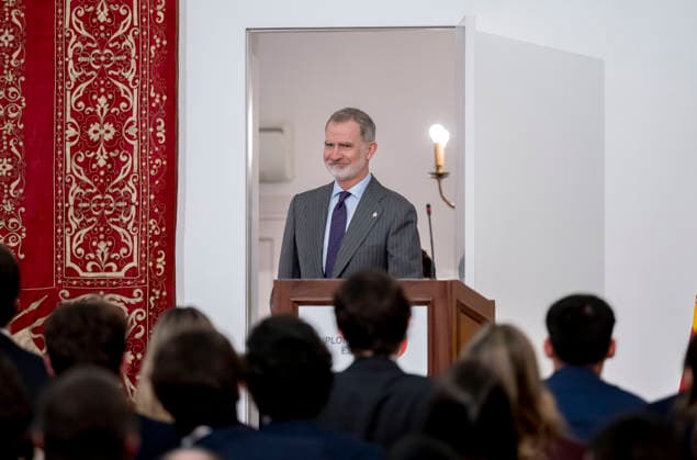 The King presides over the presentation of the offices of secretary of embassy to the LXXVII promotion of the diplomatic career King Felipe VI during the presentation of the offices of secretary of embassy to the LXXVII promotion of the diplomatic career, at the Diplomatic School, on February 26, 2026, in Madrid Spain These new officials of the Diplomatic Career, a corps of the State Administration specialized in international relations and attached to the Ministry of Foreign Affairs, European Union and Cooperation, are entrusted with political, diplomatic and consular functions 26 FEBRUARY 2026 Madrid Madrid Spain  Copyright: xAlbertoxOrtegax 7322702