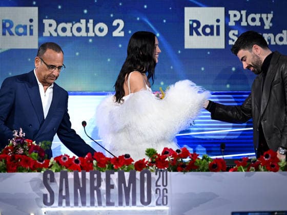 Sanremo, 76th Italian Song Festival. Press conference. Pictured: Irina Shayk, Carlo Conti, and Gianluca Gazzoli.  Copyright: xMaurizioxD Avanzox xipa-agency.netx xPoolxSanremox02x IPA_Agency_IPA72047989