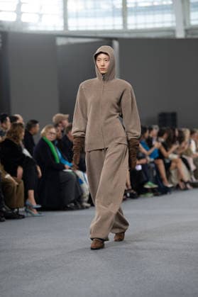 Milano Fashion Week - Women F W 26-27 Max Mara fashion show Catwalk Milan, Italy Milano Fashion Week - Women F W 26-27 Max Mara fashion show Catwalk Milan, Italy 26th February 2026 SGPItalia id 134533_002 * Not Exclusive  Copyright: xJohnnyxDallaxLibera SGPx
