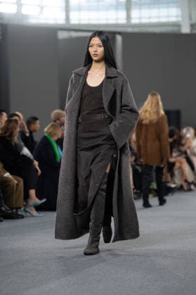 Milano Fashion Week - Women F W 26-27 Max Mara fashion show Catwalk Milan, Italy Milano Fashion Week - Women F W 26-27 Max Mara fashion show Catwalk Milan, Italy 26th February 2026 SGPItalia id 134533_002 * Not Exclusive  Copyright: xJohnnyxDallaxLibera SGPx