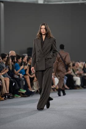 Milano Fashion Week - Women F W 26-27 Max Mara fashion show Catwalk Milan, Italy Milano Fashion Week - Women F W 26-27 Max Mara fashion show Catwalk Milan, Italy 26th February 2026 SGPItalia id 134533_002 * Not Exclusive  Copyright: xJohnnyxDallaxLibera SGPx