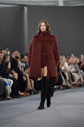 Milano Fashion Week - Women F W 26-27 Max Mara fashion show Catwalk Milan, Italy Milano Fashion Week - Women F W 26-27 Max Mara fashion show Catwalk Milan, Italy 26th February 2026 SGPItalia id 134533_002 * Not Exclusive  Copyright: xJohnnyxDallaxLibera SGPx