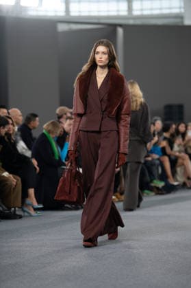 Milano Fashion Week - Women F W 26-27 Max Mara fashion show Catwalk Milan, Italy Milano Fashion Week - Women F W 26-27 Max Mara fashion show Catwalk Milan, Italy 26th February 2026 SGPItalia id 134533_002 * Not Exclusive  Copyright: xJohnnyxDallaxLibera SGPx