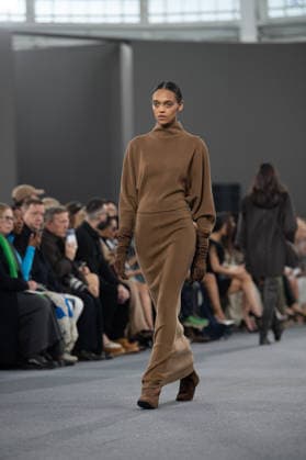 Milano Fashion Week - Women F W 26-27 Max Mara fashion show Catwalk Milan, Italy Milano Fashion Week - Women F W 26-27 Max Mara fashion show Catwalk Milan, Italy 26th February 2026 SGPItalia id 134533_002 * Not Exclusive  Copyright: xJohnnyxDallaxLibera SGPx