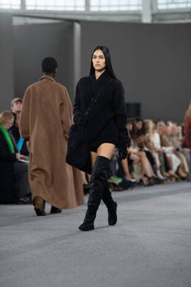 Milano Fashion Week - Women F W 26-27 Max Mara fashion show Catwalk Milan, Italy Milano Fashion Week - Women F W 26-27 Max Mara fashion show Catwalk Milan, Italy 26th February 2026 SGPItalia id 134533_002 * Not Exclusive  Copyright: xJohnnyxDallaxLibera SGPx
