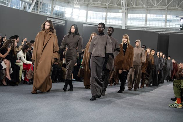 Milano Fashion Week - Women F W 26-27 Max Mara fashion show Catwalk Milan, Italy Milano Fashion Week - Women F W 26-27 Max Mara fashion show Catwalk Milan, Italy 26th February 2026 SGPItalia id 134533_002 * Not Exclusive  Copyright: xJohnnyxDallaxLibera SGPx
