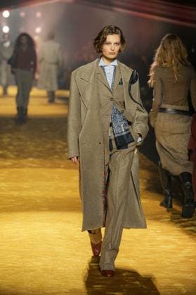 Milan, Milan Women s Fashion Week: Fall Winter 2026 27 - Women s Fashion, Fall Winter 2026 27 - Boss fashion show - catwalk in the photo: Model  Copyright: xRiccardoxGIordanox xipa-agency.netx xRiccardoxGIordanox IPA_Agency_IPA72050864