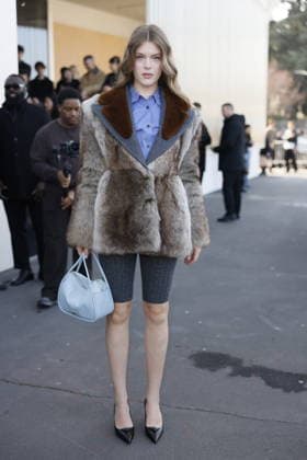 MFW - Prada Outside Guest at the Prada fashion show during the Milan Menswear Fall Winter 2026 2027 Fashion Week on February 26, 2026 in Milan, Italy. Photo by Marco Piovanotto ABACAPRESS.COM Milan Italy  Copyright: xPiovanottoxMarco ABACAx